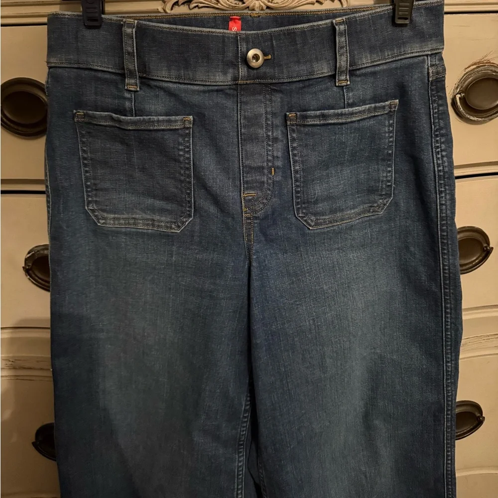 SPANX Cropped Wide Leg Shaping Jeans M - Picture 10 of 15